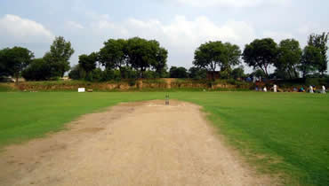 <span>Play Ground</span>Play Ground